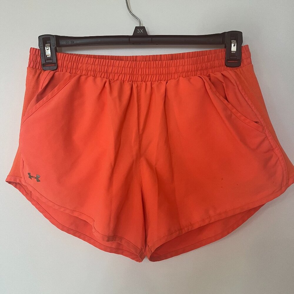 Under Armour - Womens Fly By Shorts Size L Large Orange